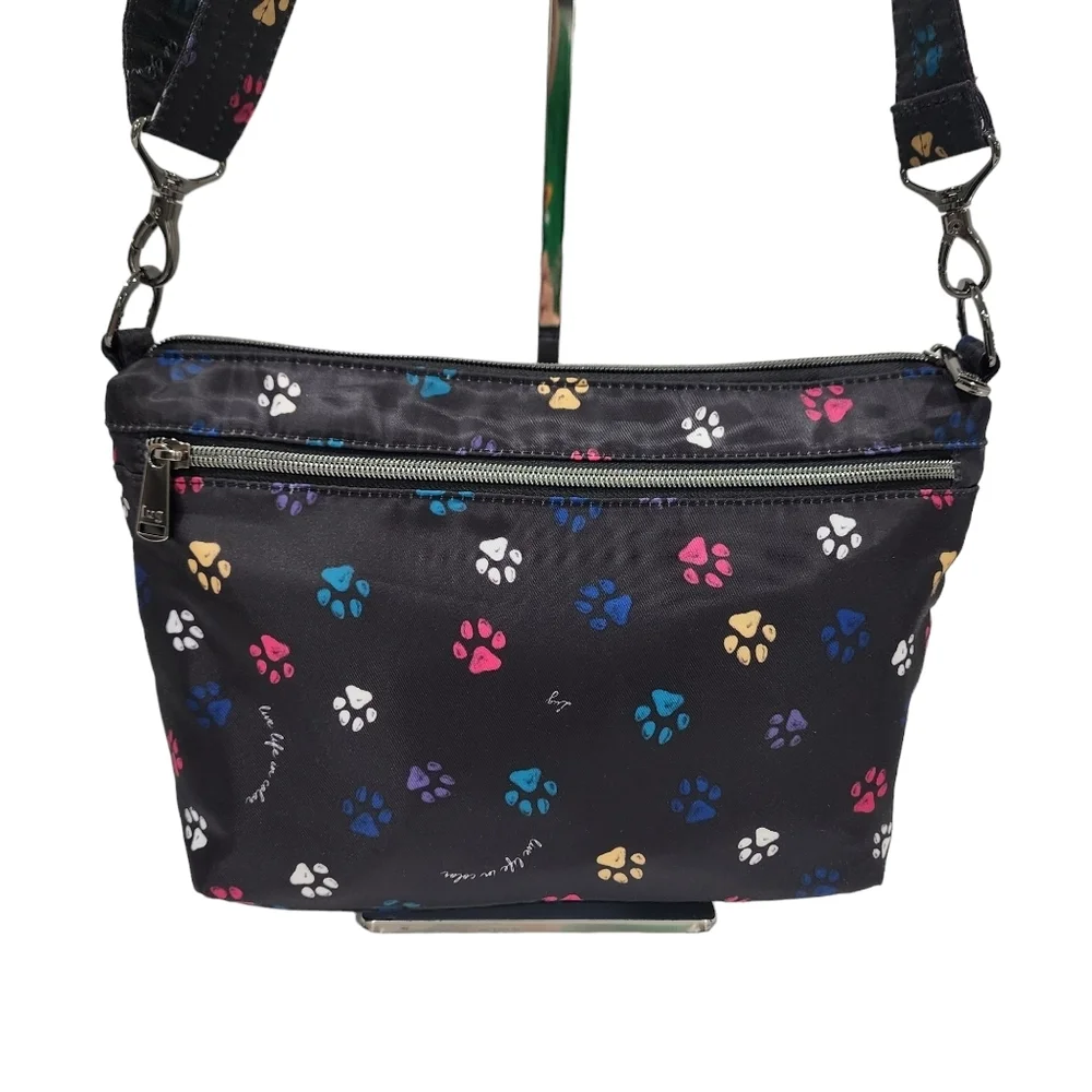 LUG FLARE QUILTED CROSSBODY WITH MATCHING TENDU ZIP AROUND WALLET PAW/BLACK